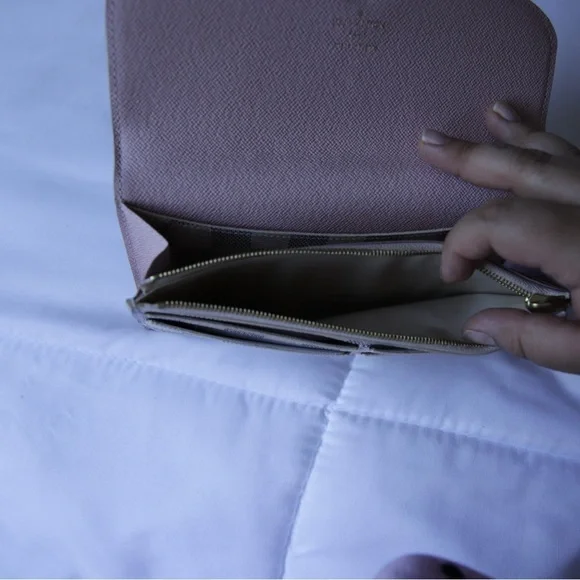 Louis Vuitton Azur Emilie Rose Ballerina Wallet - Picture 6 of 9